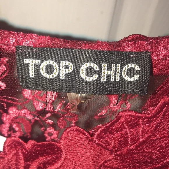 Women’s Lace Sleeveless Top - Picture 4 of 8